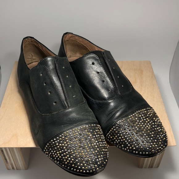 Steve Madden distressed leather flats, size 7.5 - Picture 1 of 7